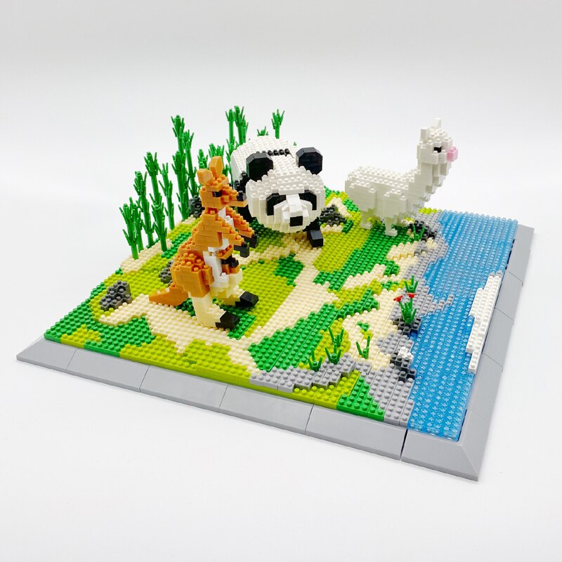 Panda Kangoeroe En Alpaca Op Het Gras Bouwblokjes