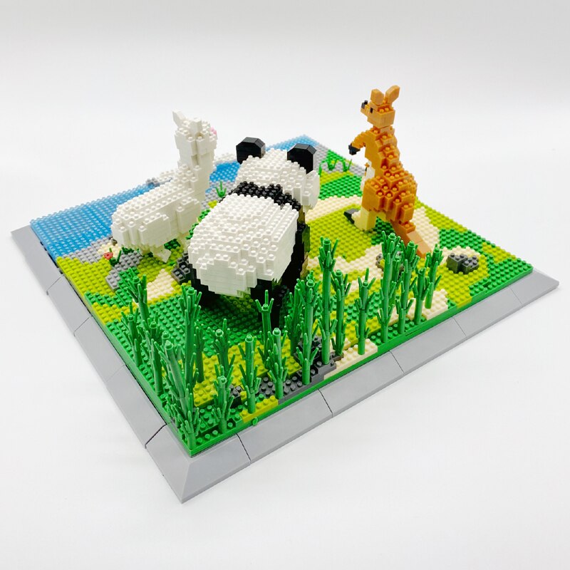 Panda Kangoeroe En Alpaca Op Het Gras Bouwblokjes